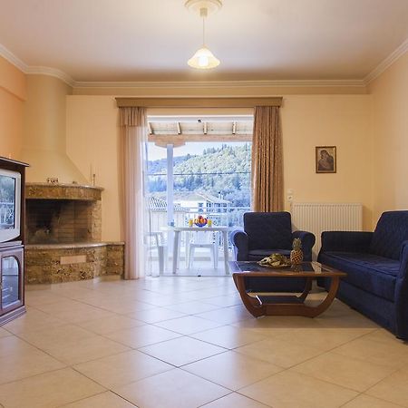 Apolpaina L Apartments מראה חיצוני תמונה