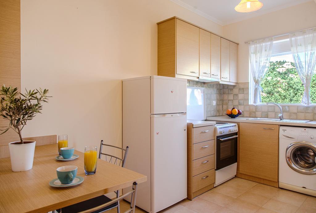 Apolpaina L Apartments מראה חיצוני תמונה