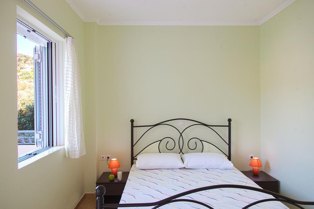 Apolpaina L Apartments מראה חיצוני תמונה