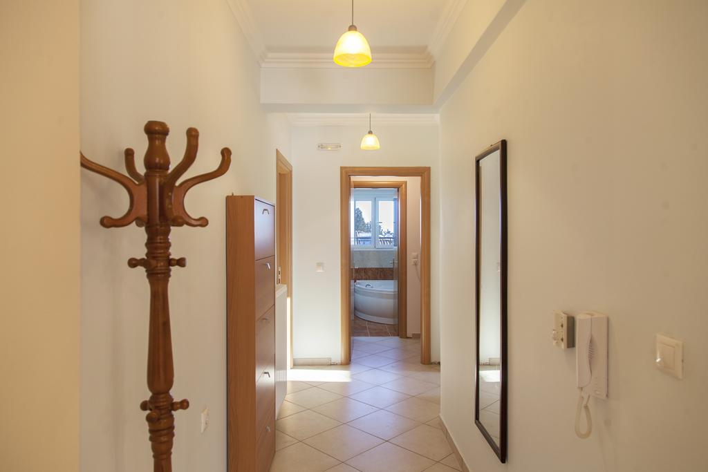 Apolpaina L Apartments מראה חיצוני תמונה