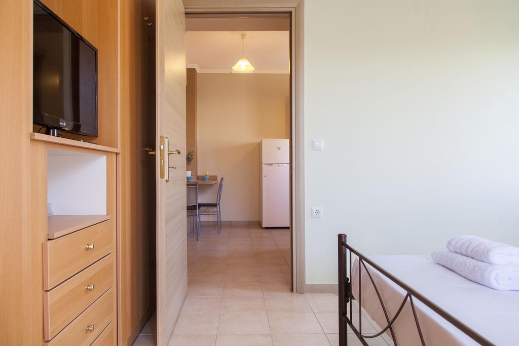 Apolpaina L Apartments מראה חיצוני תמונה