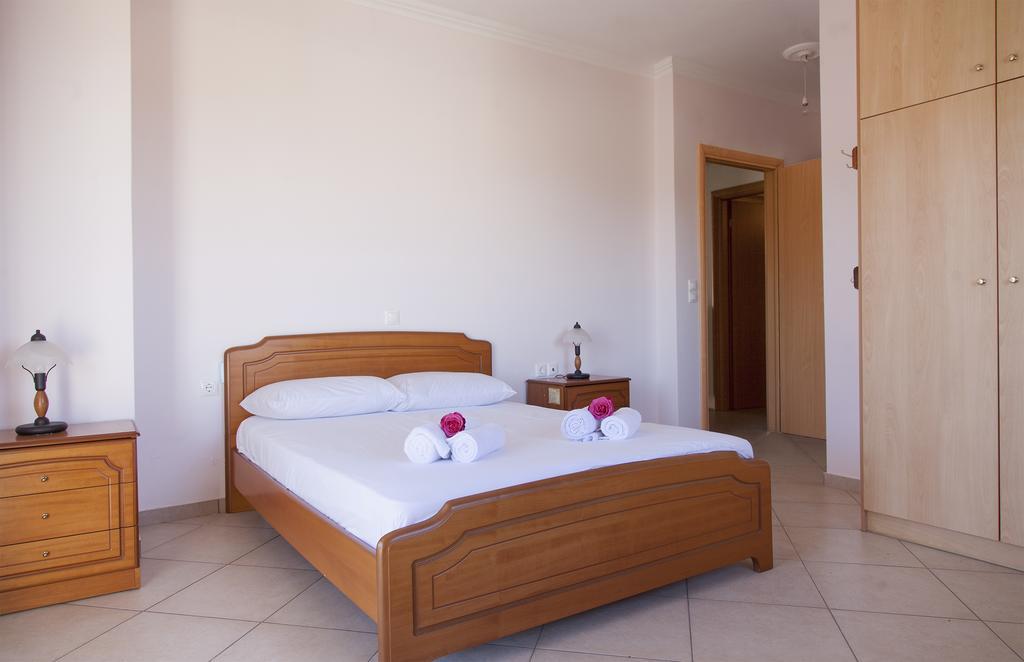 Apolpaina L Apartments מראה חיצוני תמונה